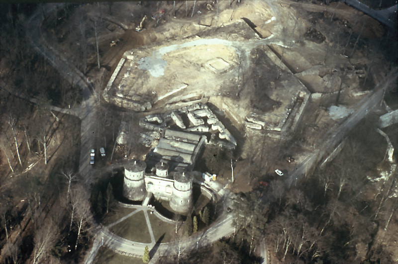 Vue aérienne du fort avant les travaux de restauration (© SSMN)